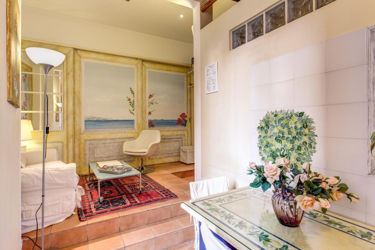 Monti Romantic Sunshine Maisonette * Roma