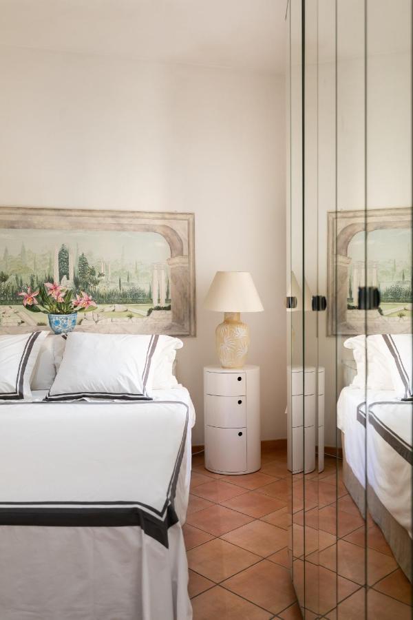 Centro Monti Romantico Boutique *